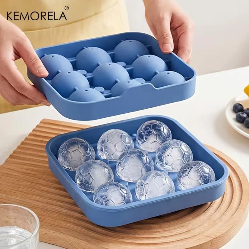 Kalup za kocke leda u obliku nogometne lopte s 9 rupa i poklopcem